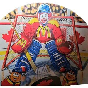 McDonald's 9 1/2" Melamine Plate Vintage 2000 ~ Canada Ronald Hockey